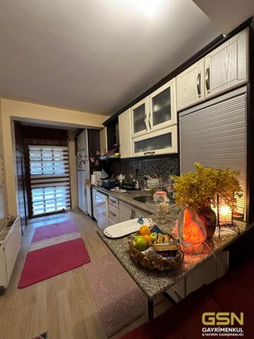 28-SAPANCADA SİTE İÇERİSİNDE SATILIK TRİBLEKS VİLLA